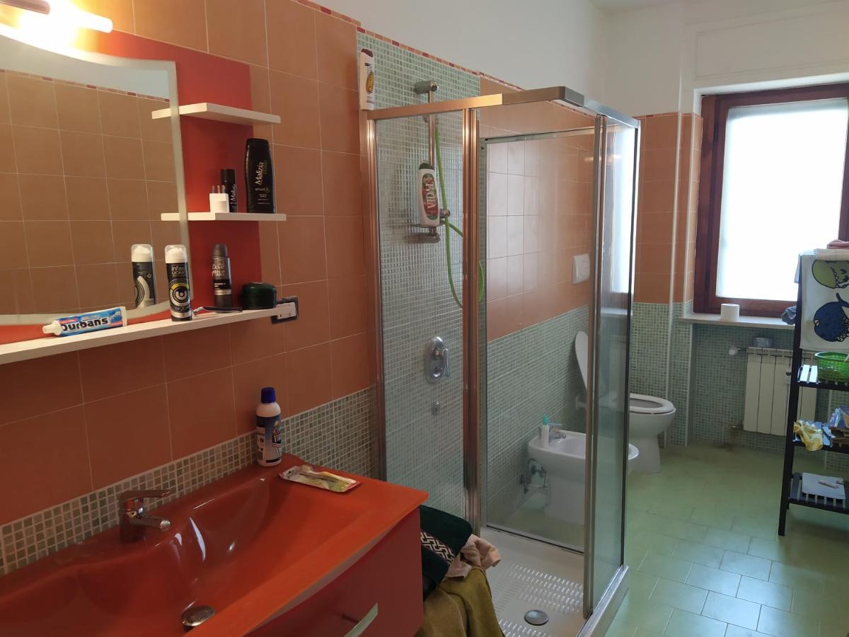 Vesuvio Corner - Spacious And Colorful Apartment In San Giorgio, Very Close To Napoli, Ideal For Families And Groups, Close To Pompeii, Sorrento... San Giorgio a Cremano Kültér fotó